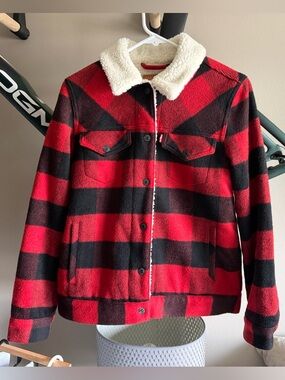 Levi's Buffalo Plaid Woman’s Jacket